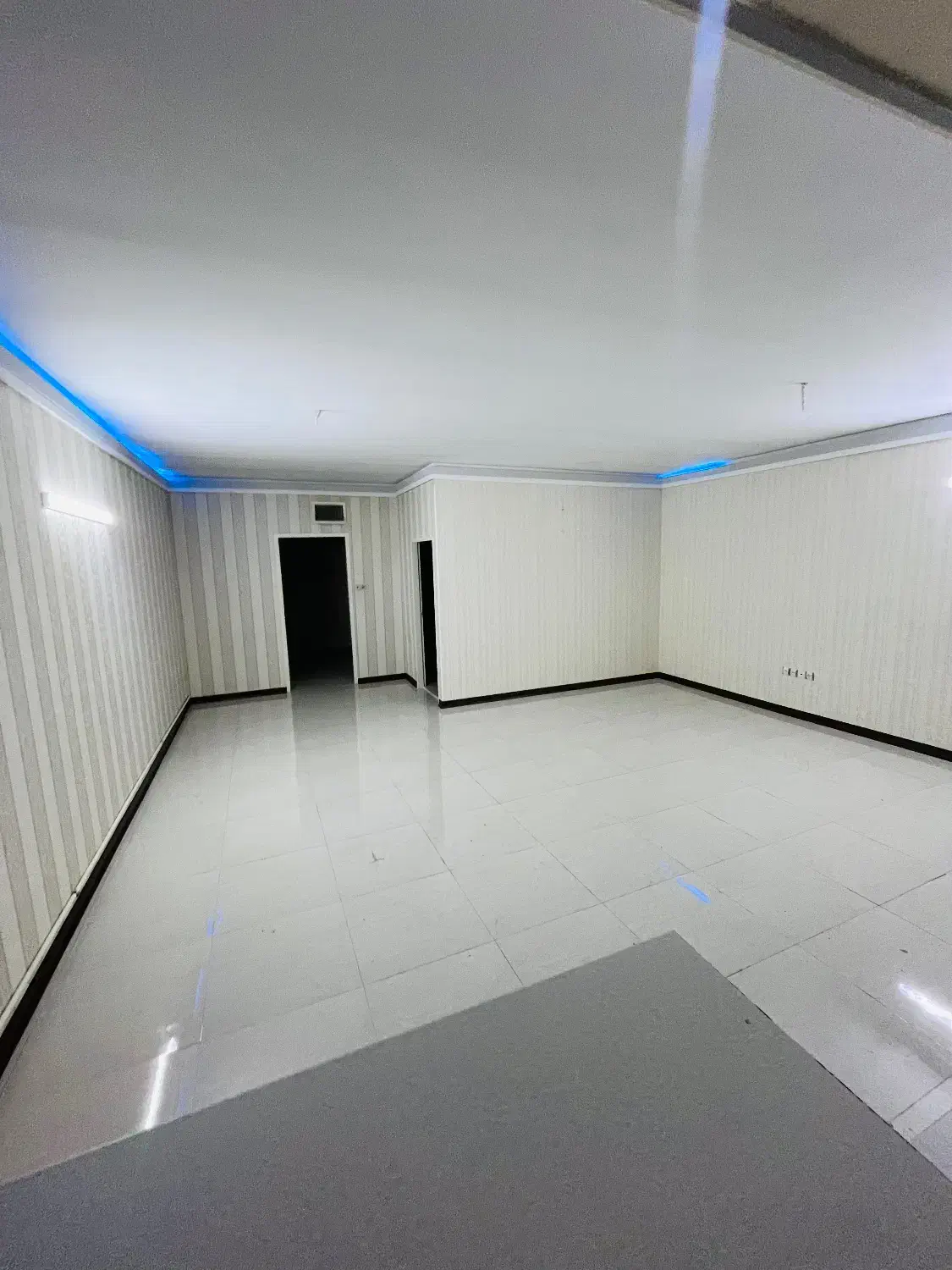 ۱۱۰متر دوخوابه تکواحدی تخلیه شرق پروین