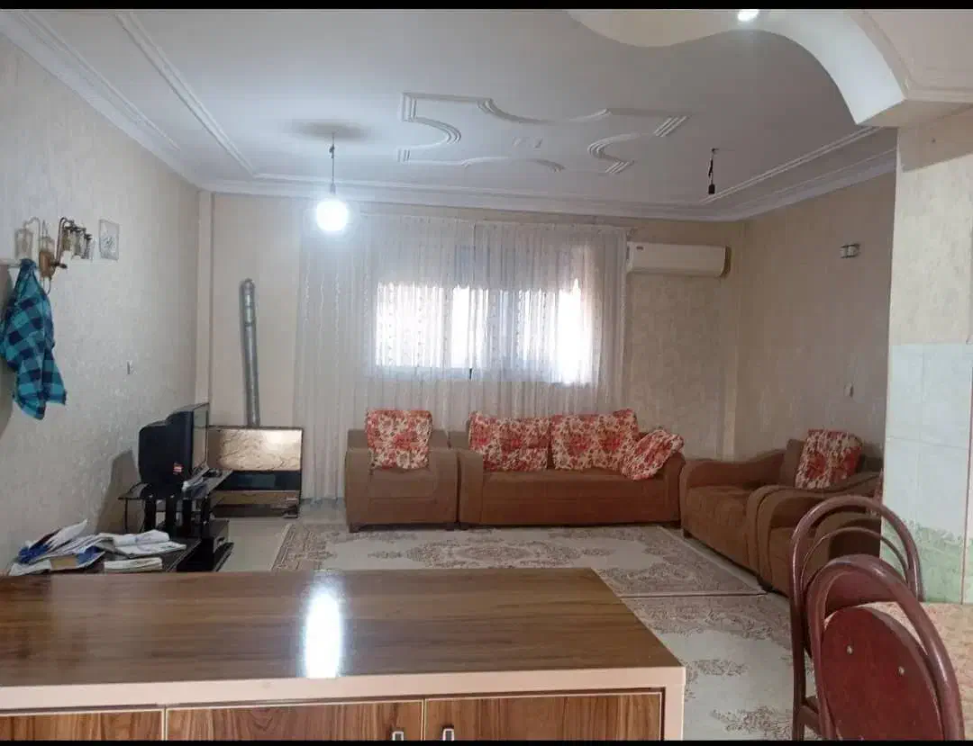 آپارتمان با نورگیری وپارکینگ و انباری اختصاصی|فروش آپارتمان|صومعه‌سرا, |دیوار
