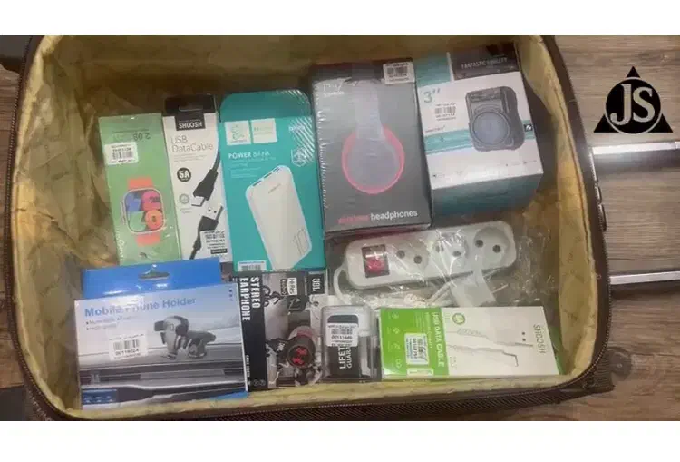 «تخفیف ویژه»۱۰قلم لوازم جانبی جمعافقط۲میلیون تومان|لوازم جانبی موبایل و تبلت|کرمان, |دیوار