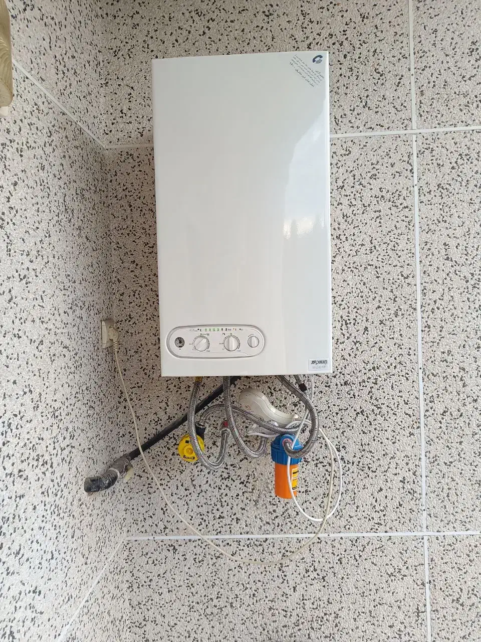 تاسیسات و لوله کشی آب|خدمات پیشه و مهارت|چمستان, |دیوار