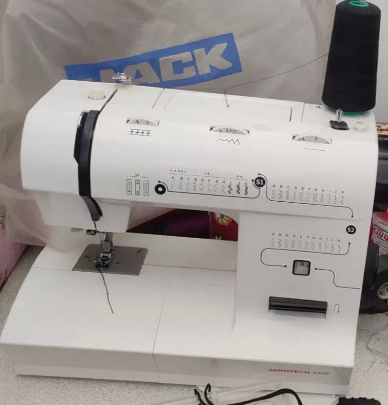 چرخ خیاطی حرفه ای و زیگزال|چرخ خیاطی و ریسندگی|تبریز, |دیوار