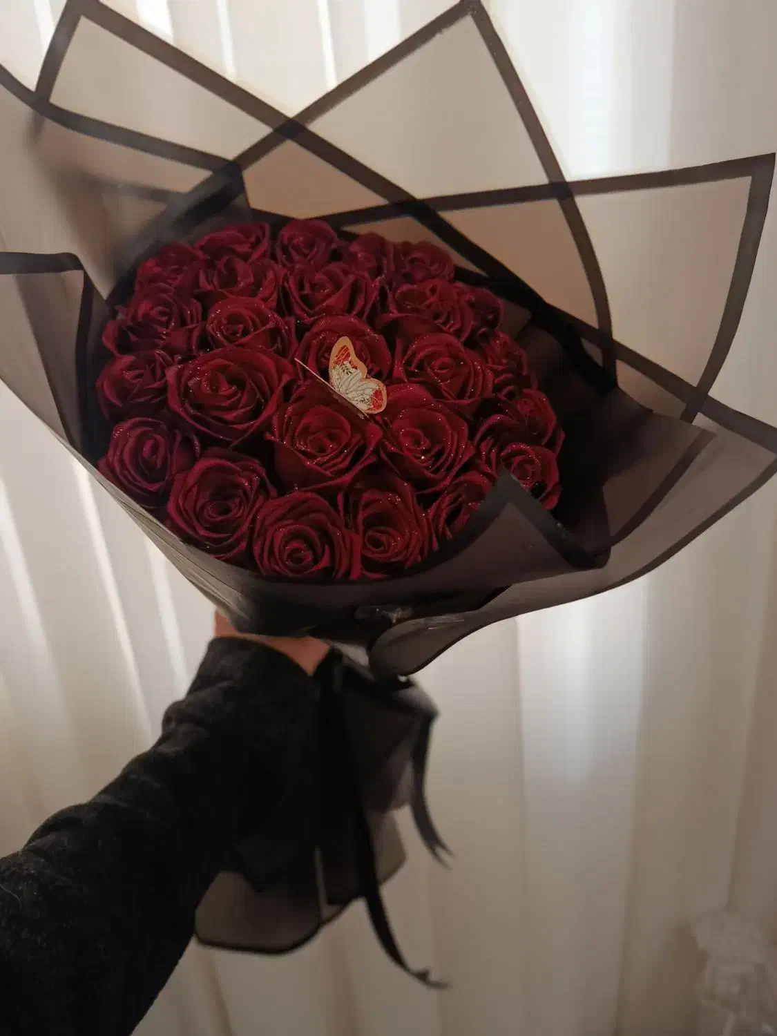 گل دلربا|گل مصنوعی|ساوه, |دیوار