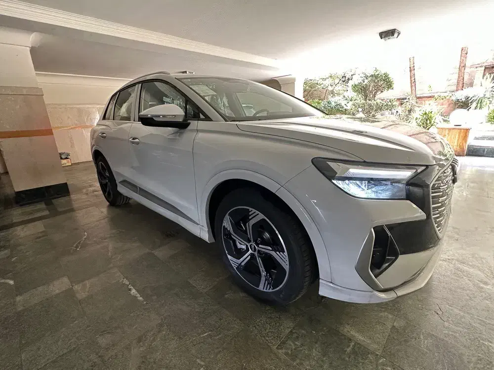 Audi q4|خودرو سواری و وانت|تهران, فرمانیه|دیوار