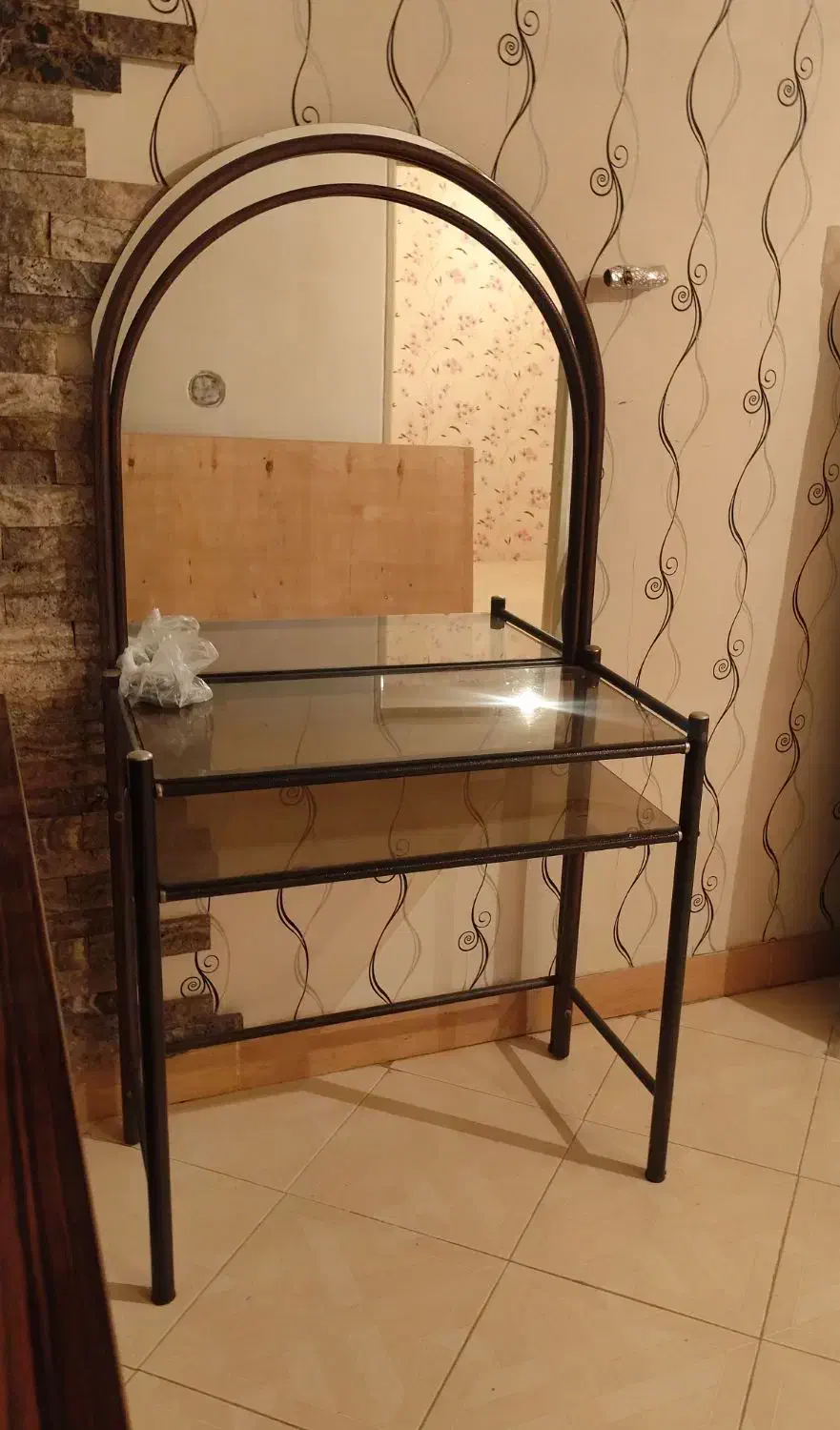 تخت خواب دونفره آهنی|تخت و سرویس خواب|محمدشهر, محمدشهر|دیوار