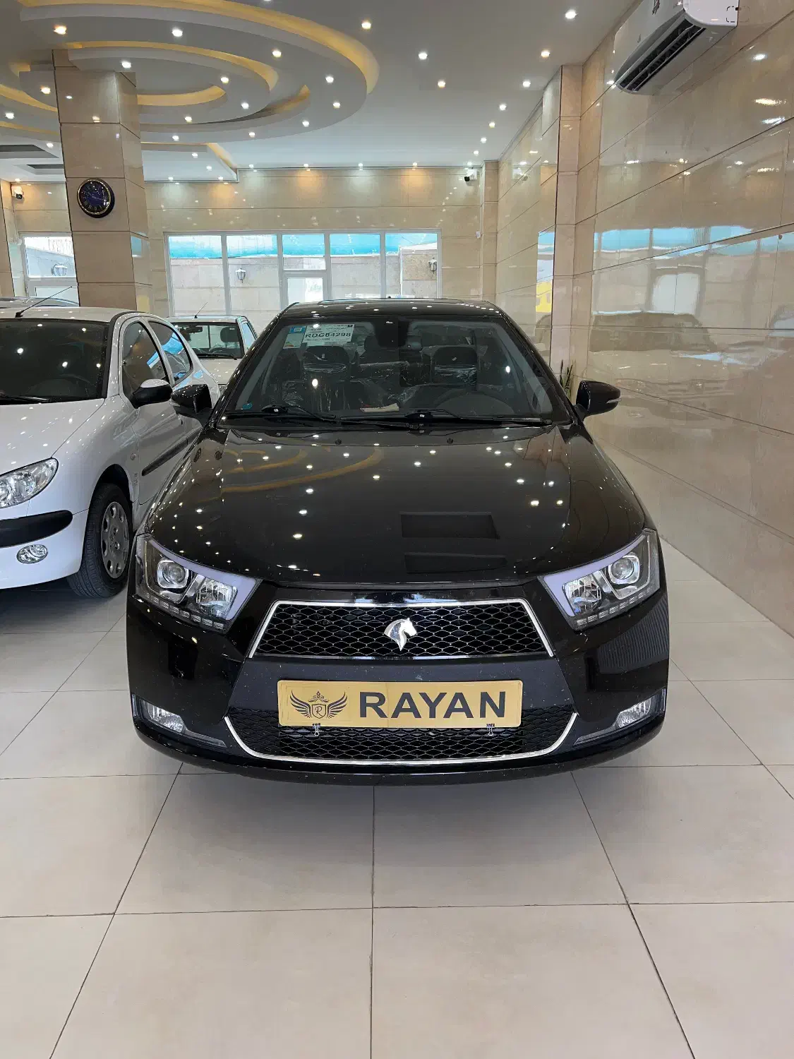 دنا ۶ سرعته بدون سانروف۱۴۰۴ نقد و اقساط(اتو رایان)|خودرو سواری و وانت|کاشان, شهرک امیرالمومنین|دیوار