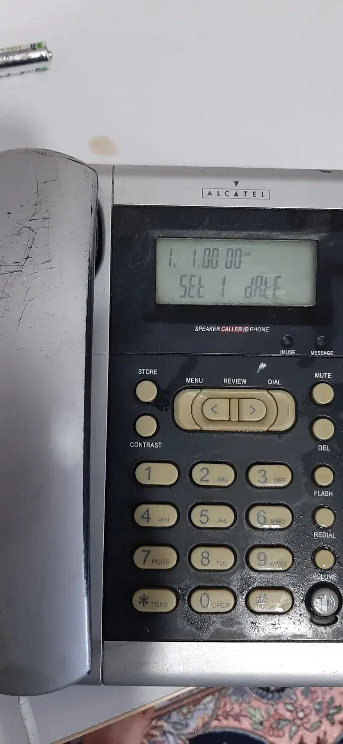 یک تلفن رومیزی داراری محافظ شماره و ذخیره شماره|تلفن رومیزی|بندر ماهشهر, |دیوار