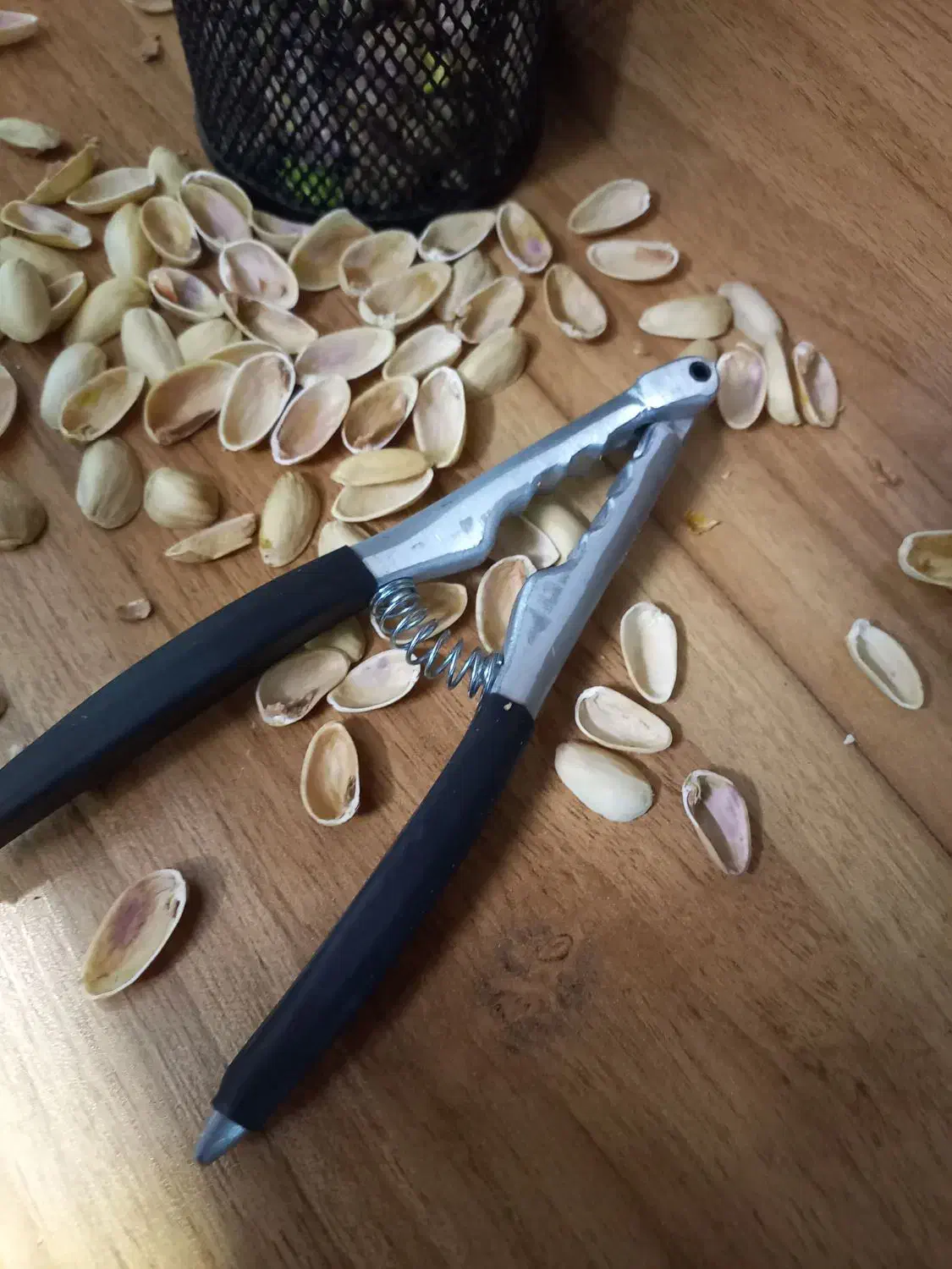 انبر پسته شکن|ابزارآلات|امیرآباد, |دیوار