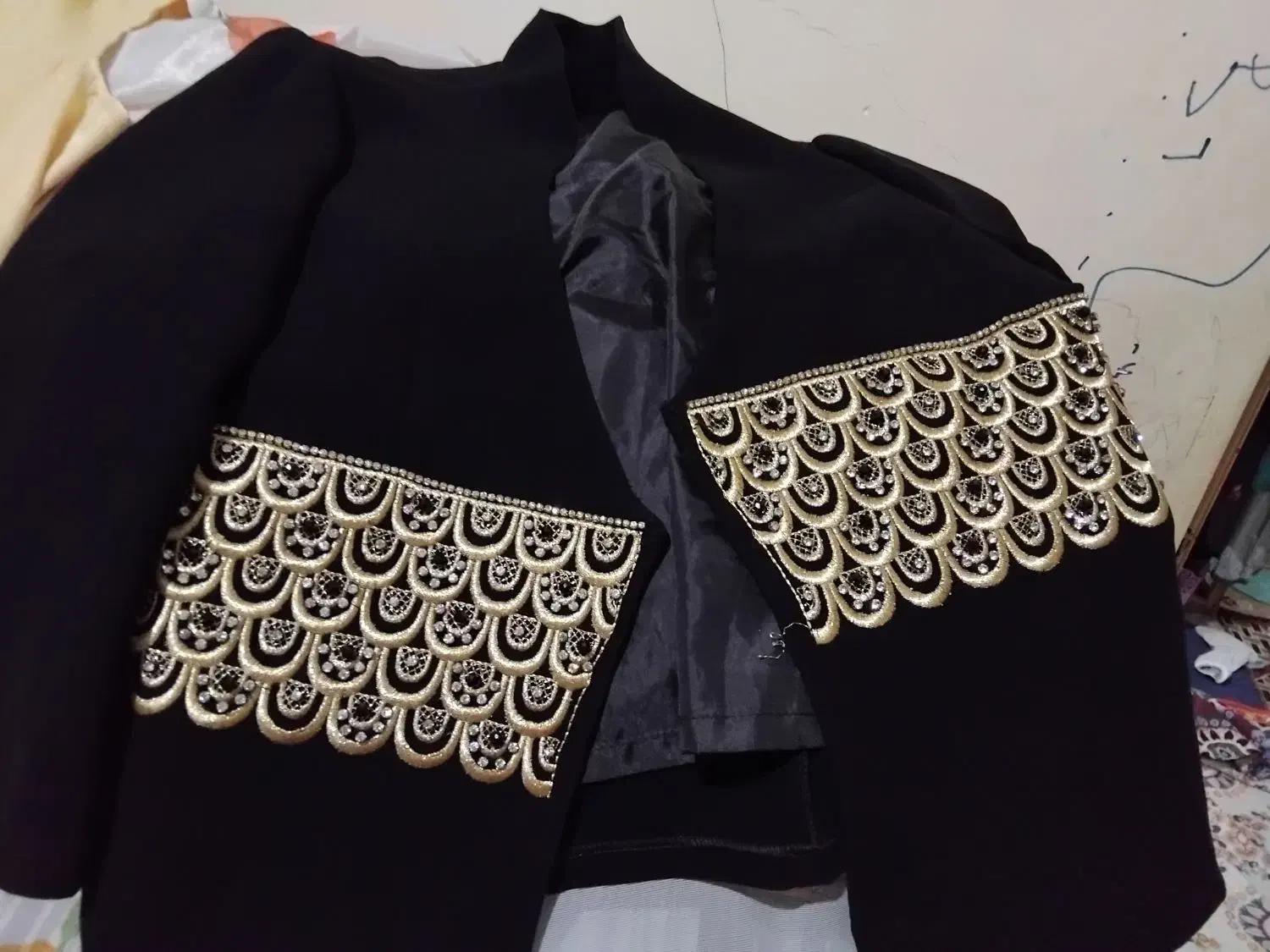 کت مجلسی|لباس|دزفول, |دیوار