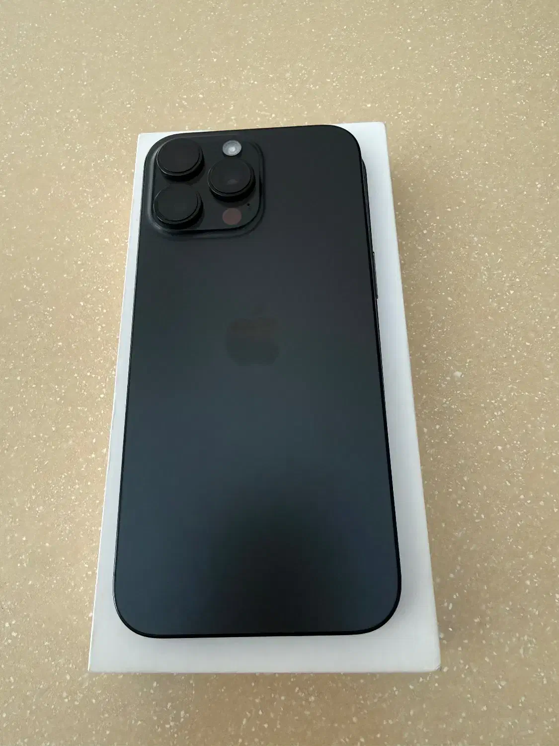 گوشی آیفون 16 پرومکس یک ترا|موبایل|فردیس, فردیس|دیوار