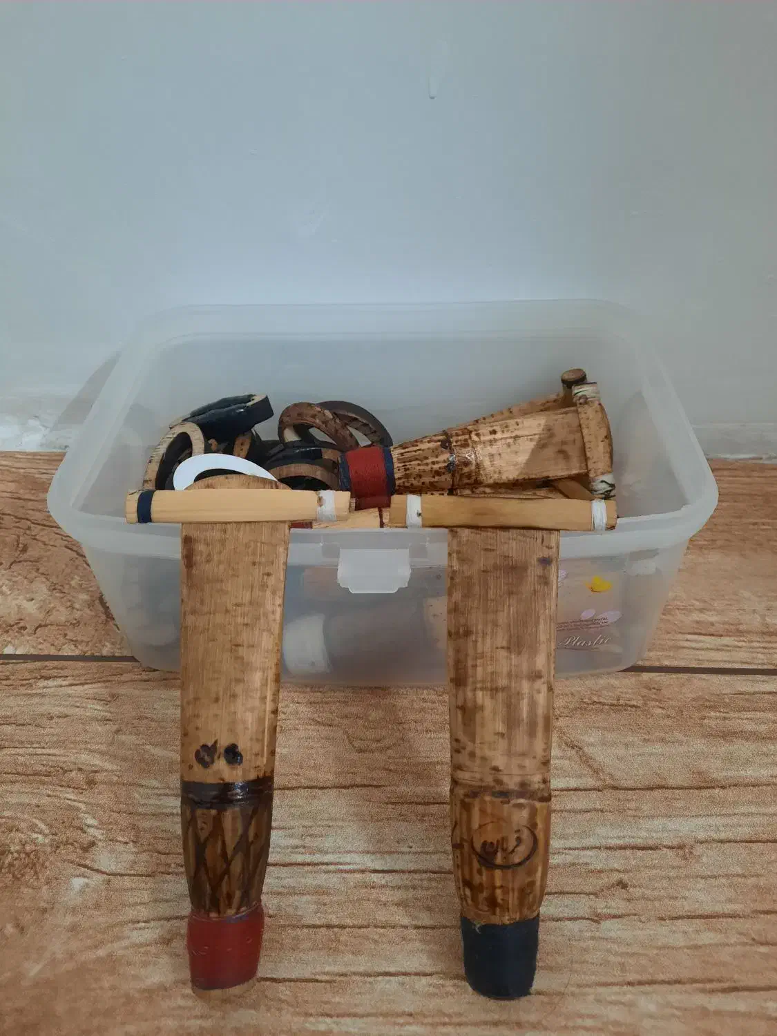 نی    بالابان   دودوک|سازهای بادی|اصفهان, احمدآباد|دیوار