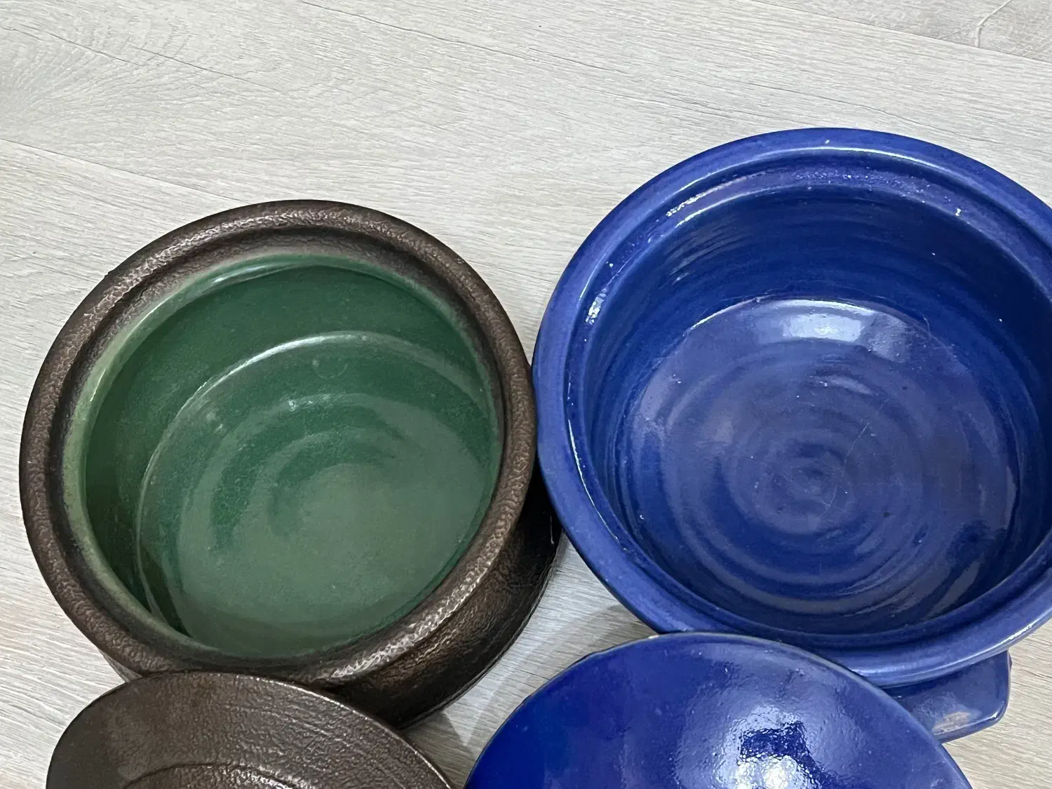 گمج/ظرف سفالی|ظروف پخت‌وپز|رشت, نامجو|دیوار