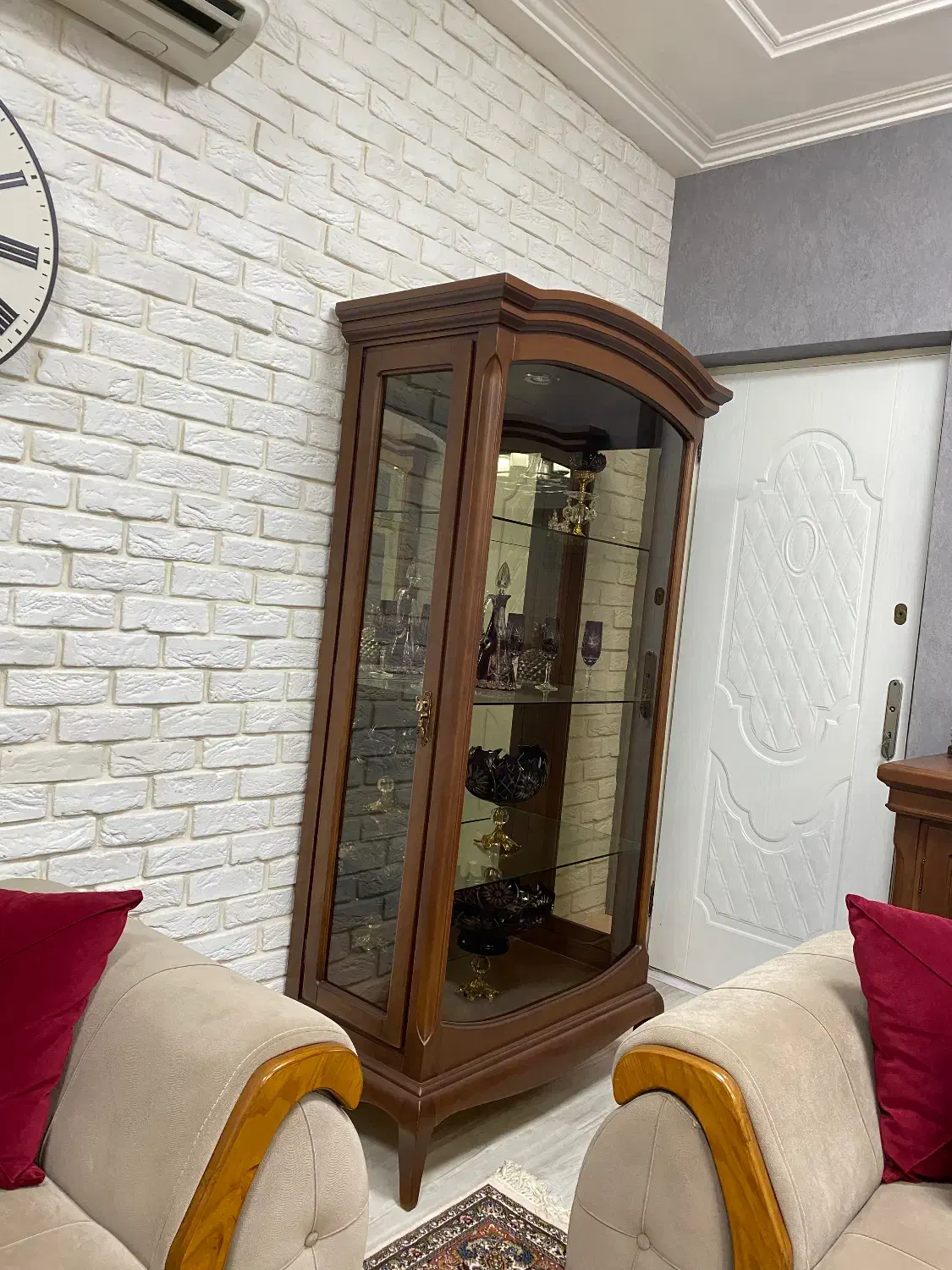 بوفه سایز بزرگ در حد نو|بوفه، ویترین، کنسول|لنگرود, |دیوار