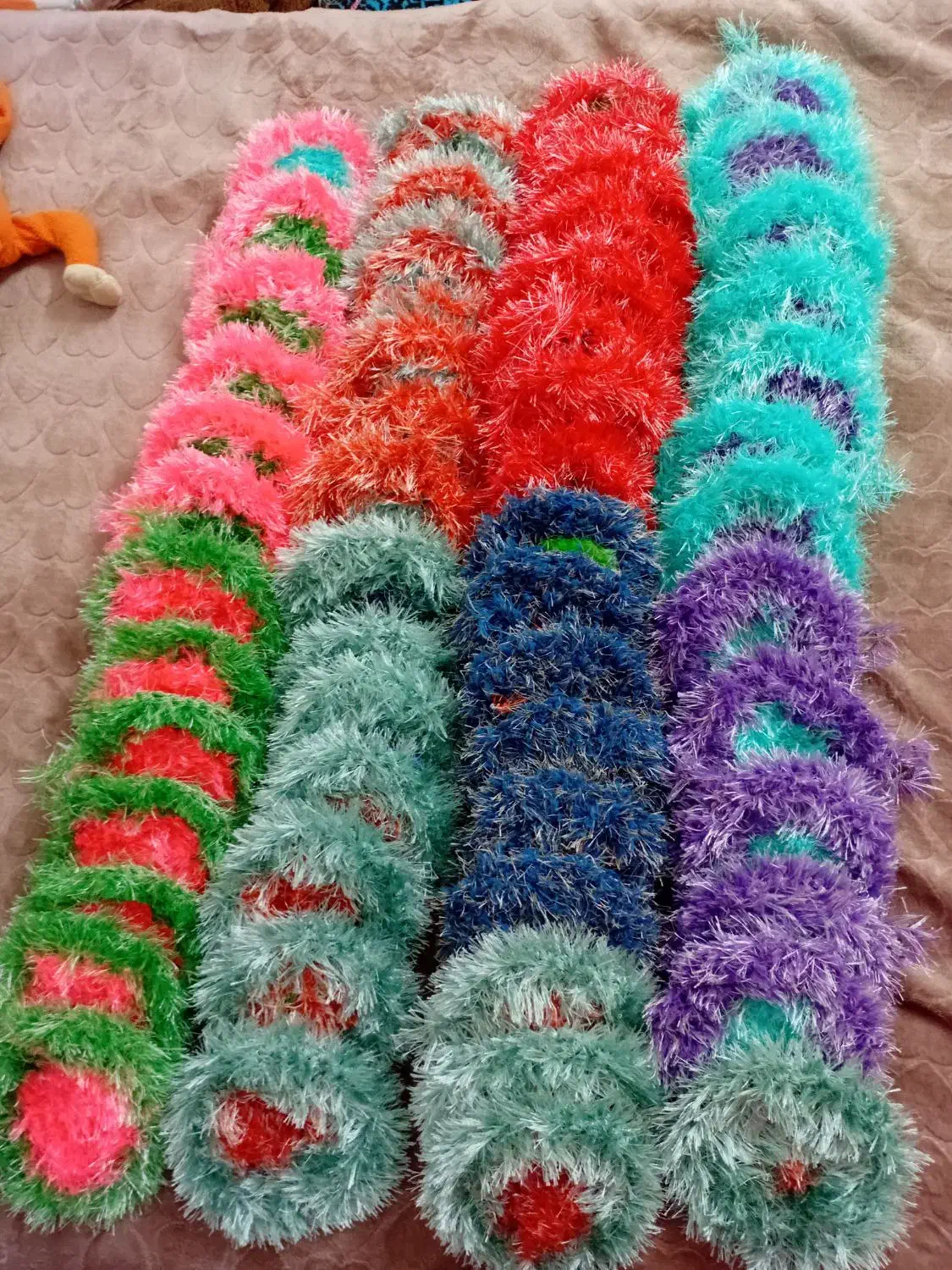 رنگارنگ عمده|لوازم خیاطی و بافتنی|بجنورد, |دیوار