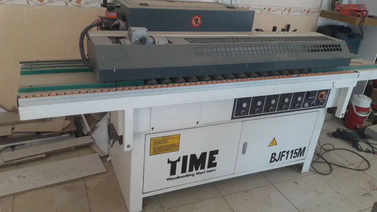 لبه چسبان چهار ایستگاه دستگاه شیش سال خواب.کاشمر|ماشینآلات صنعتی|مشهد, پارک کوهستان|دیوار