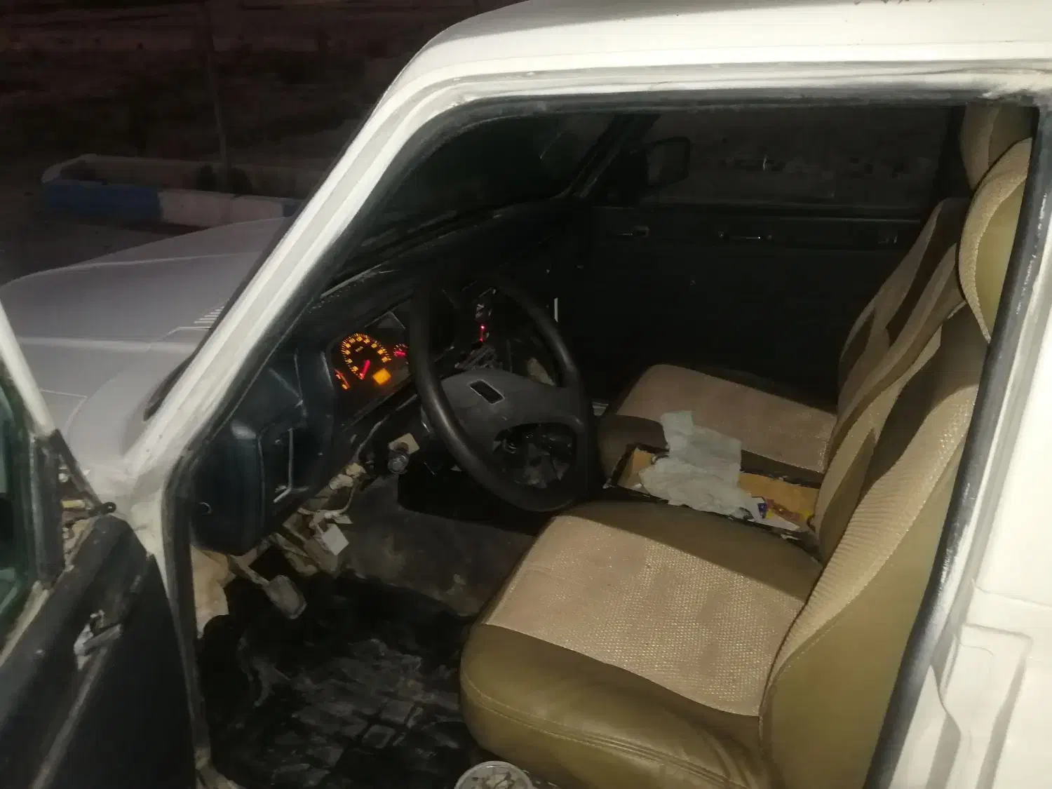 وانت پیکان مدل 86|خودرو سواری و وانت|خمینیشهر, |دیوار