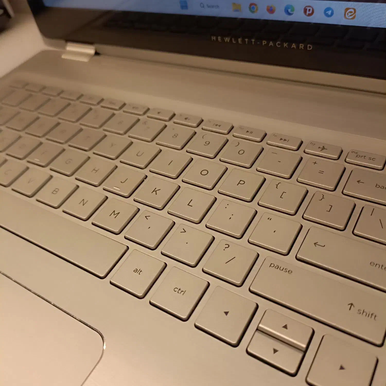 لپتاپ HP لمسی i7 هارد SSD گرافیک 2G Nvidia فولHD|رایانه همراه|کرمان, |دیوار