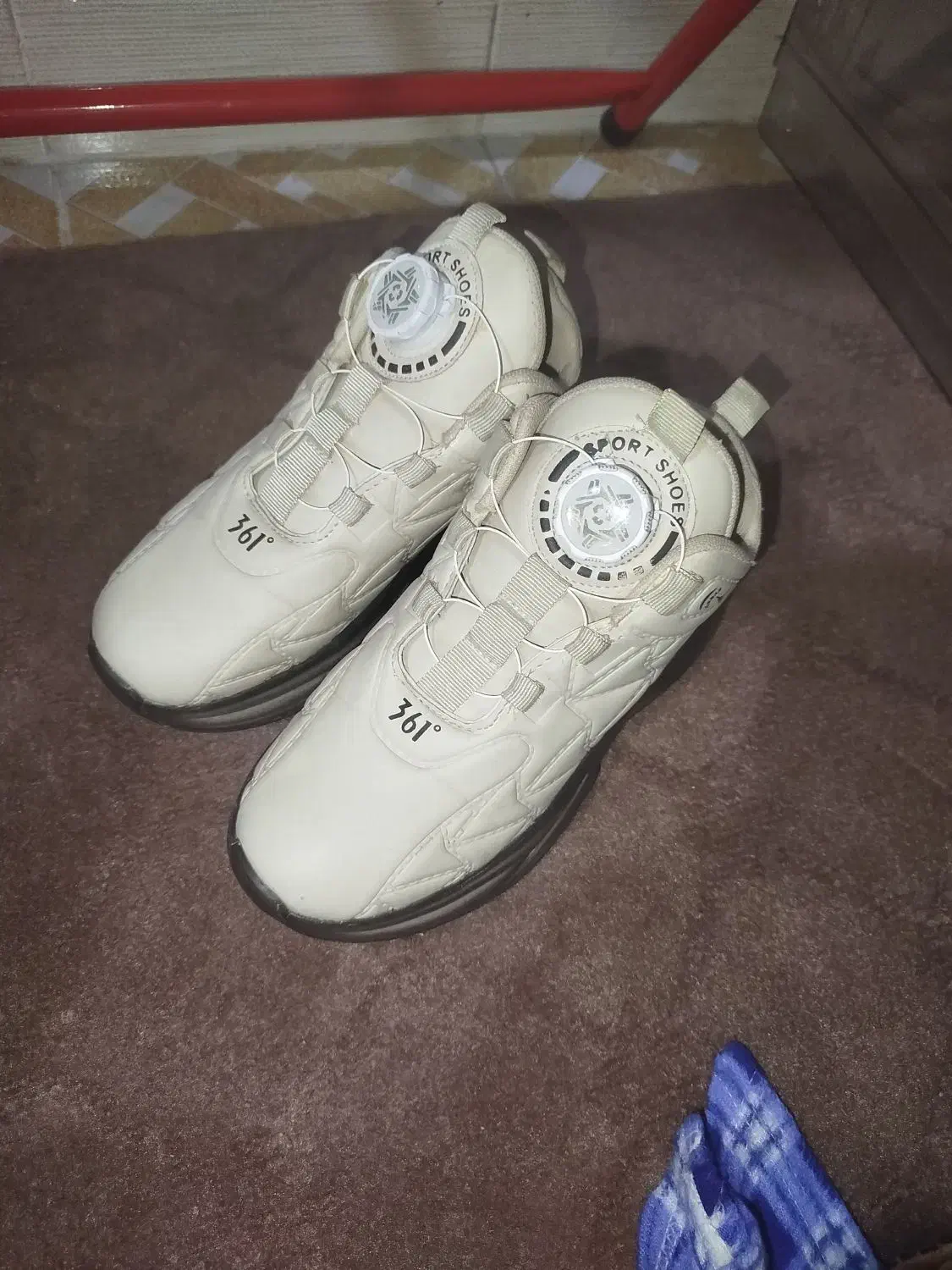 کفش|کیف، کفش، کمربند|سلمان‌شهر, |دیوار