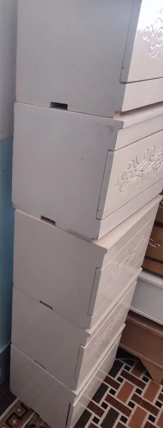 کمد کشو دار سالم با قیمت مقطوع|جاکفشی، کمد، دراور|قم, نوبهار|دیوار