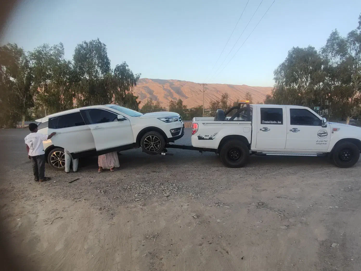 یدک کش چرخگیر و امداد خودرو علی زینلی فسا|خدمات حمل و نقل|فسا, |دیوار