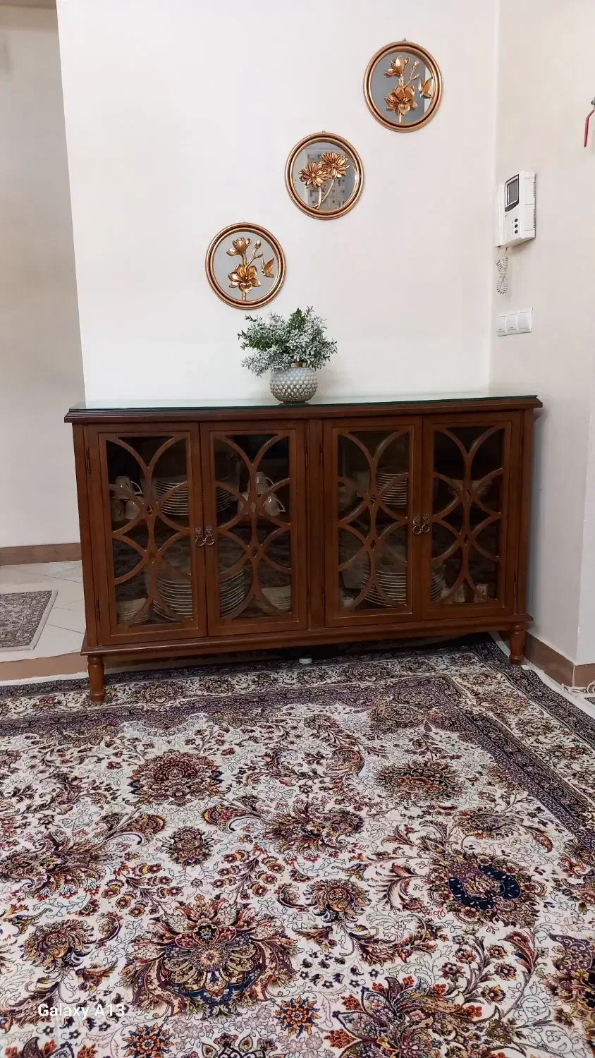 کنسول ومیز تلوزیون چوبی|بوفه، ویترین، کنسول|تهران, والفجر (افسریه)|دیوار