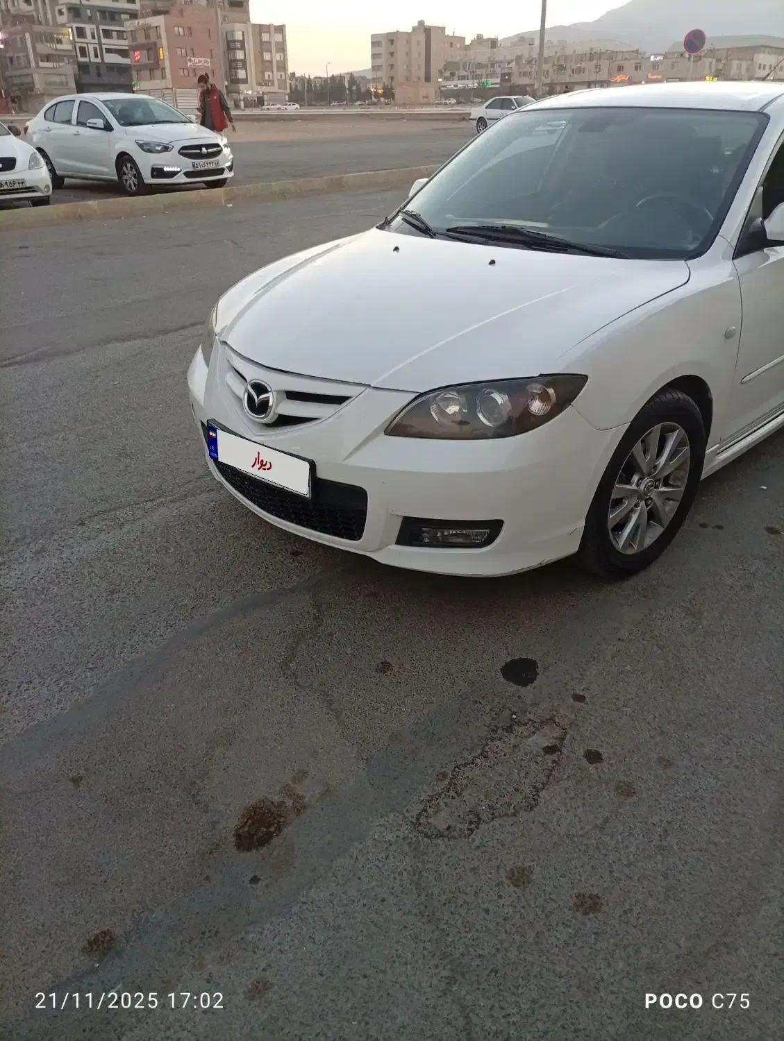 مزدا ۳ تیپ ۳|خودرو سواری و وانت|فولادشهر, B4|دیوار