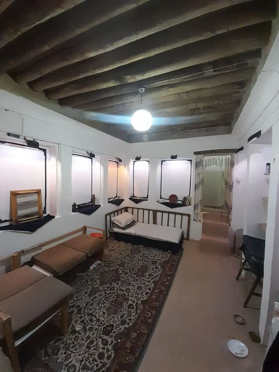 سوئیت/امن و نقلی/مرکز شیراز با وسایل|اجارهٔ خانه و ویلا|شیراز, سیاه سنگ|دیوار