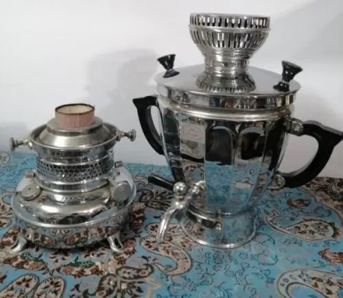 سماور نفتی قدیمی و سماور برقی|کلکسیون اشیاء عتیقه|تهران, صادقیه|دیوار