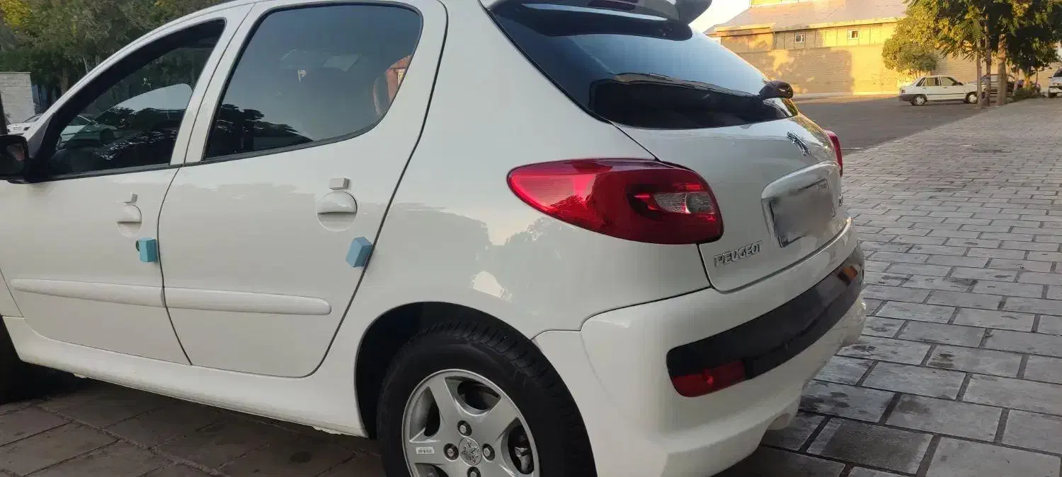 پژو‌ ۲۰۷ دنده ای پانوراما مدل1400|خودرو سواری و وانت|زنجان, |دیوار