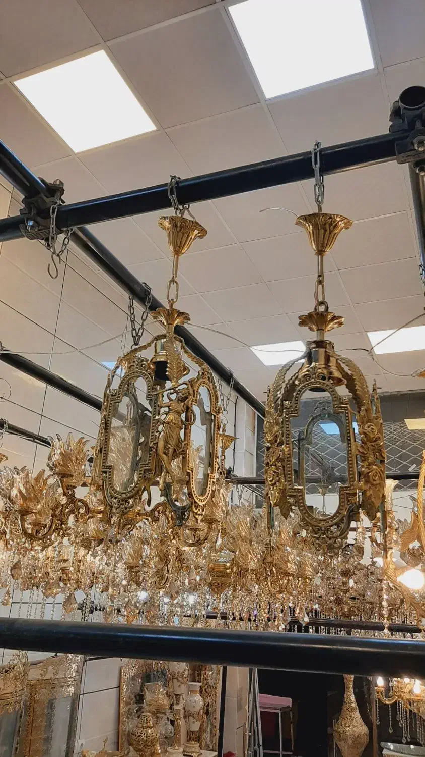 لوستر ۴گوش فانوس جدید گل رز و بانو برنز سوگلی|لوستر و چراغ آویز|زنجان, |دیوار