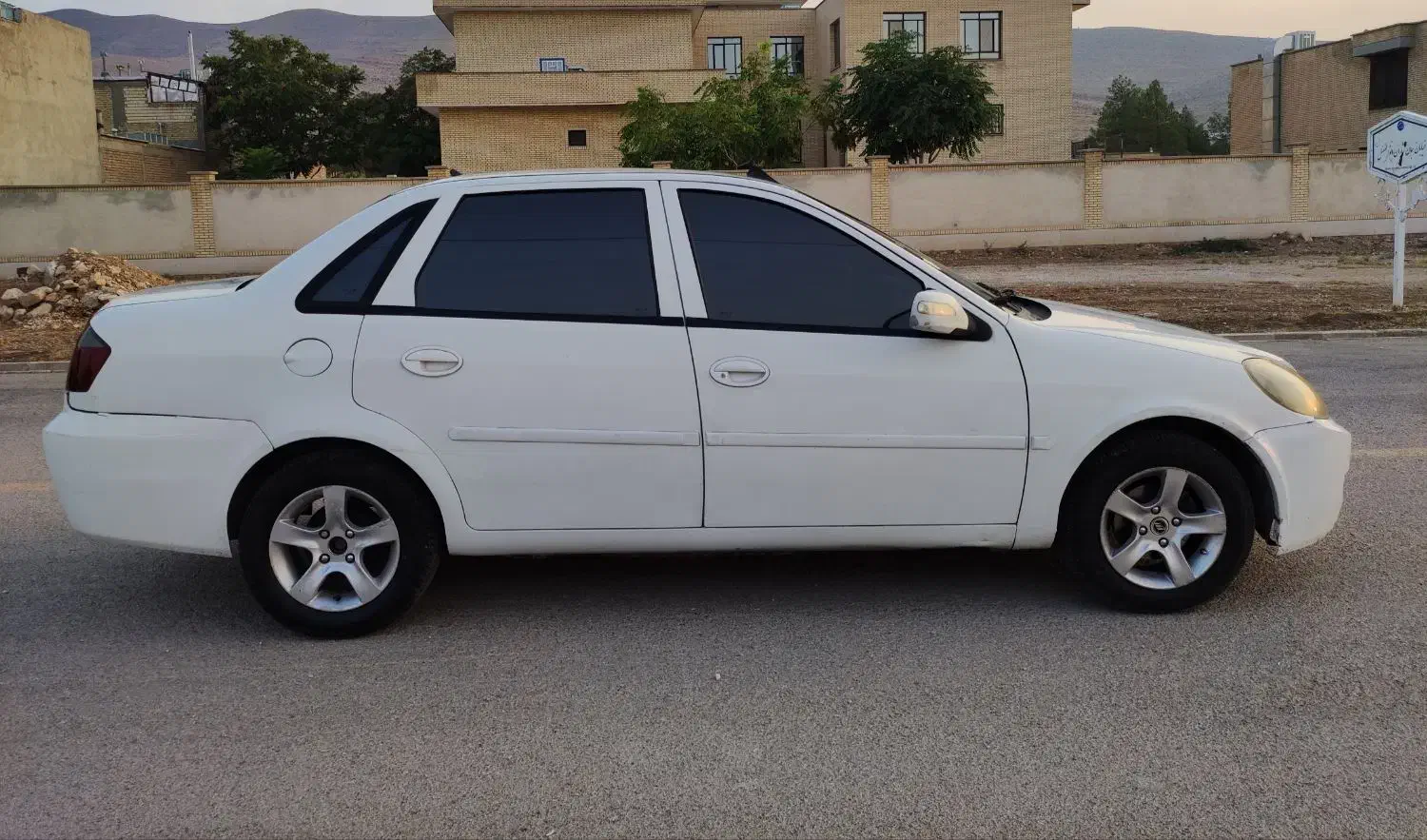 لیفان 520|خودرو سواری و وانت|زرقان, |دیوار