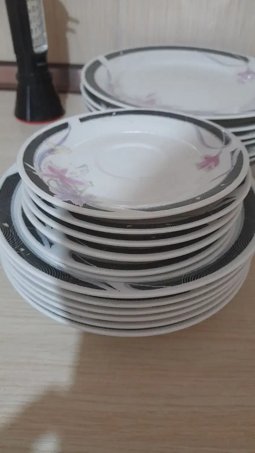 ظروف چینی نو شامل میوه خوری و غذاخوری|ظروف سرو و پذیرایی|نیشابور, فردوس شمالی|دیوار