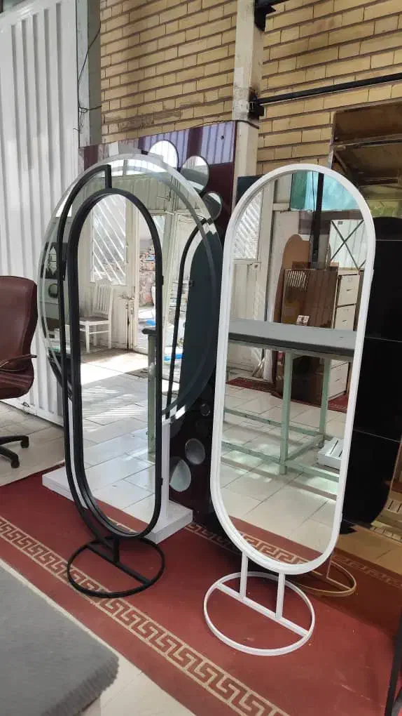 آینه ایستاده|آینه|تبریز, |دیوار