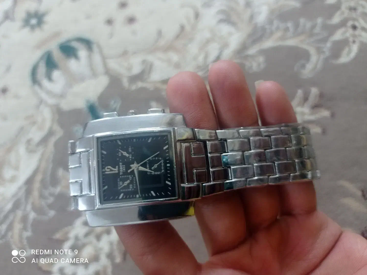 ساعت تیسوت|ساعت|گلپایگان, |دیوار