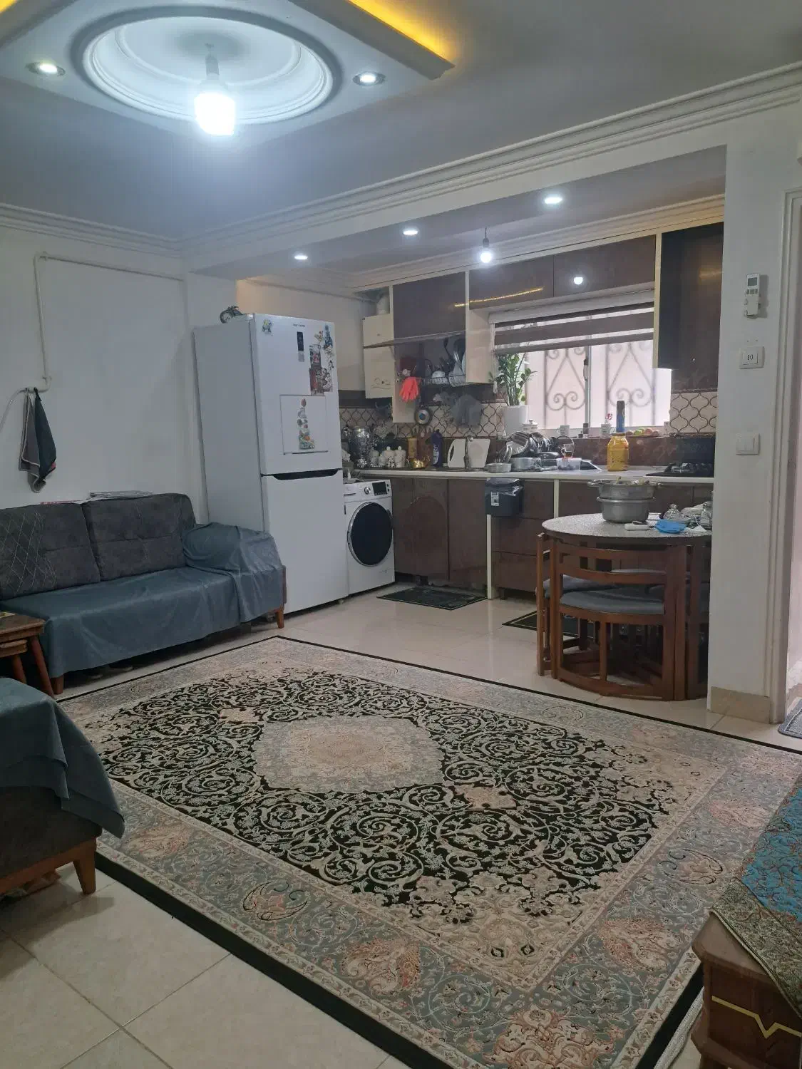 فروش واحد پایین واقع در حمیدیان (نواوران)|فروش آپارتمان|رشت, حمیدیان|دیوار