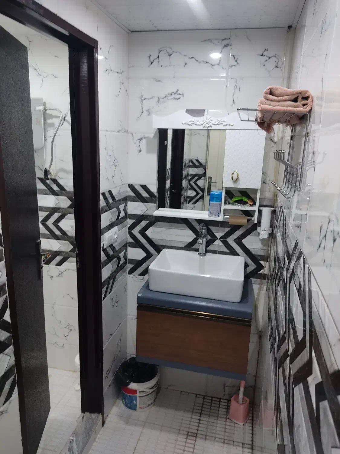 سویت اقامتی مسیر فرودگاه امام|اجارهٔ کوتاه‌مدت آپارتمان و سوئیت|شهریار, کرد امیر|دیوار