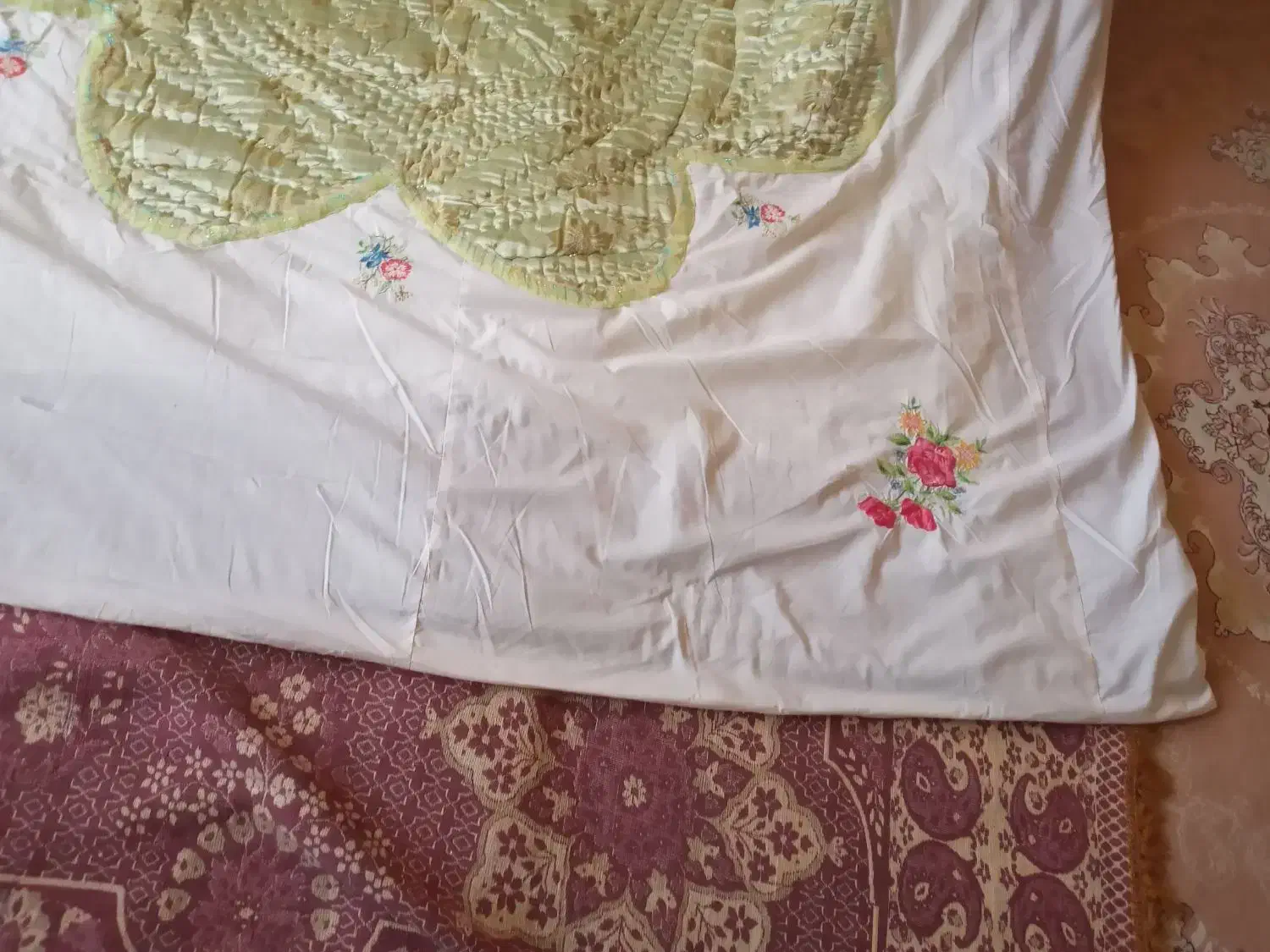 یک عددلحاف دونفره|رختخواب، بالش، پتو|قزوین, |دیوار