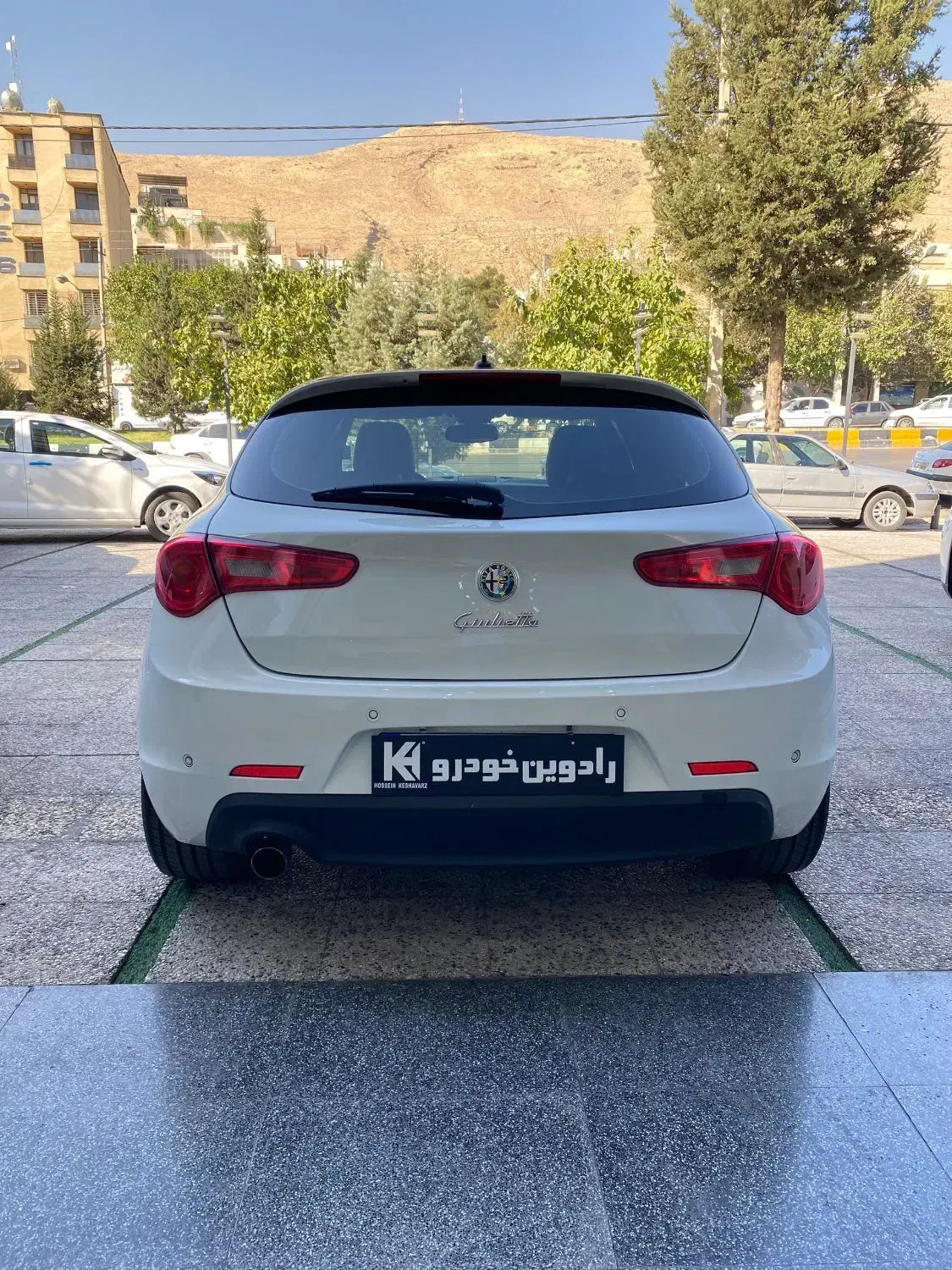 آلفا رومئو جولیتا اتومات،مدل 2013|خودرو سواری و وانت|شیراز, فرهنگ شهر|دیوار