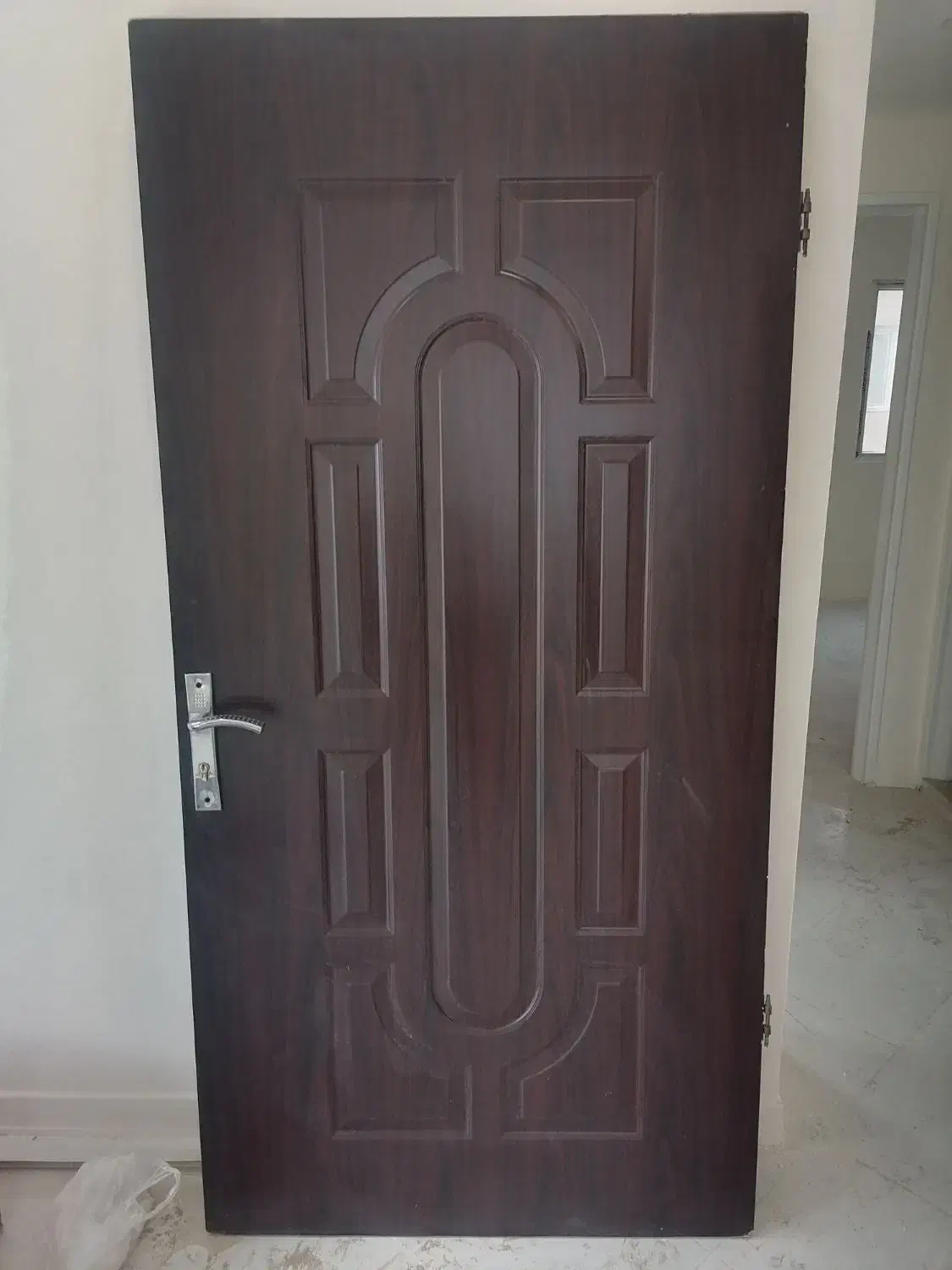 درب چوبی و کم آهنی مربوط به همان در|مصالح و تجهیزات ساختمان|طرقبه, |دیوار