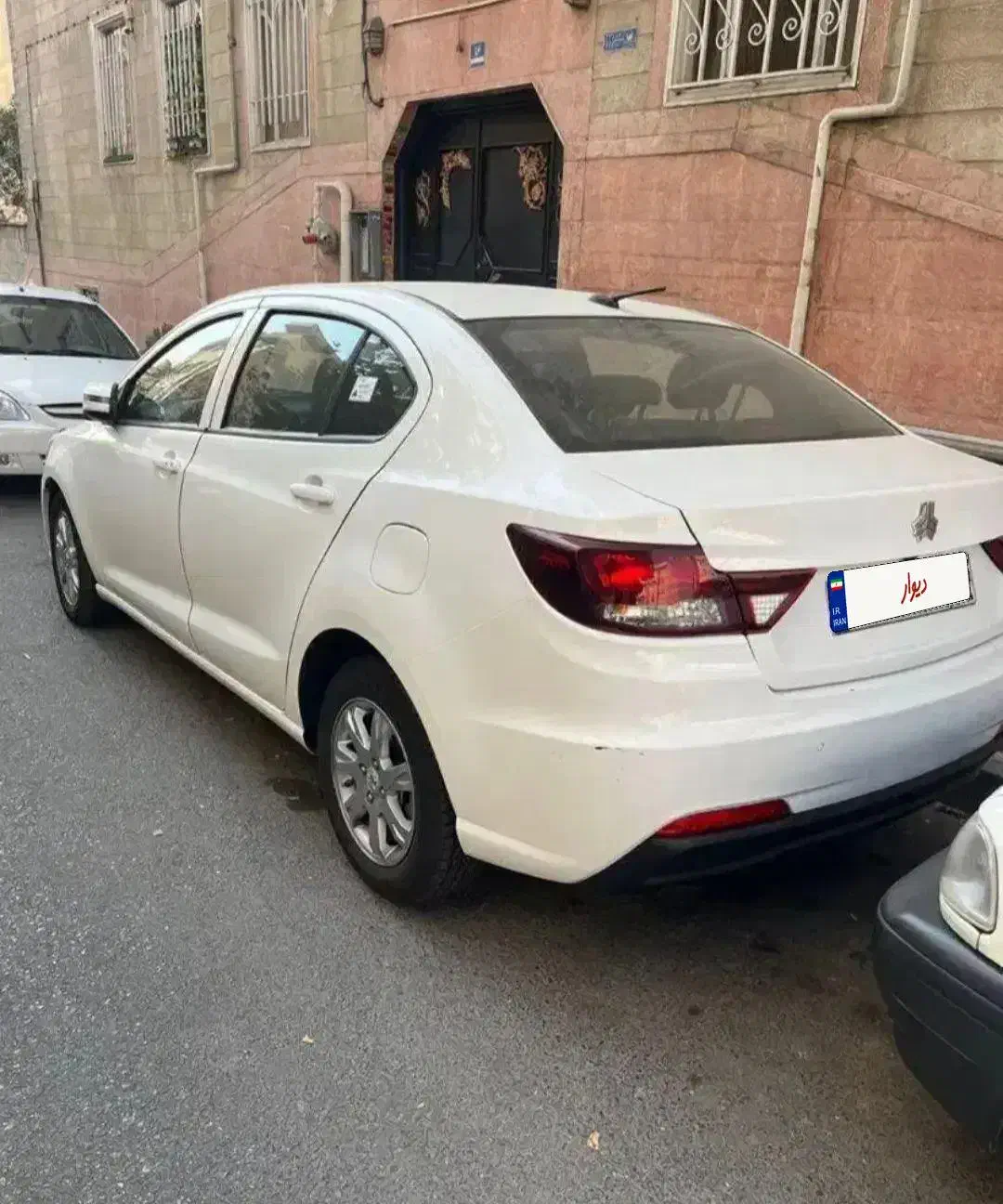 شاهین مدل ۴۰۲ صانروفدار|خودرو سواری و وانت|تبریز, |دیوار