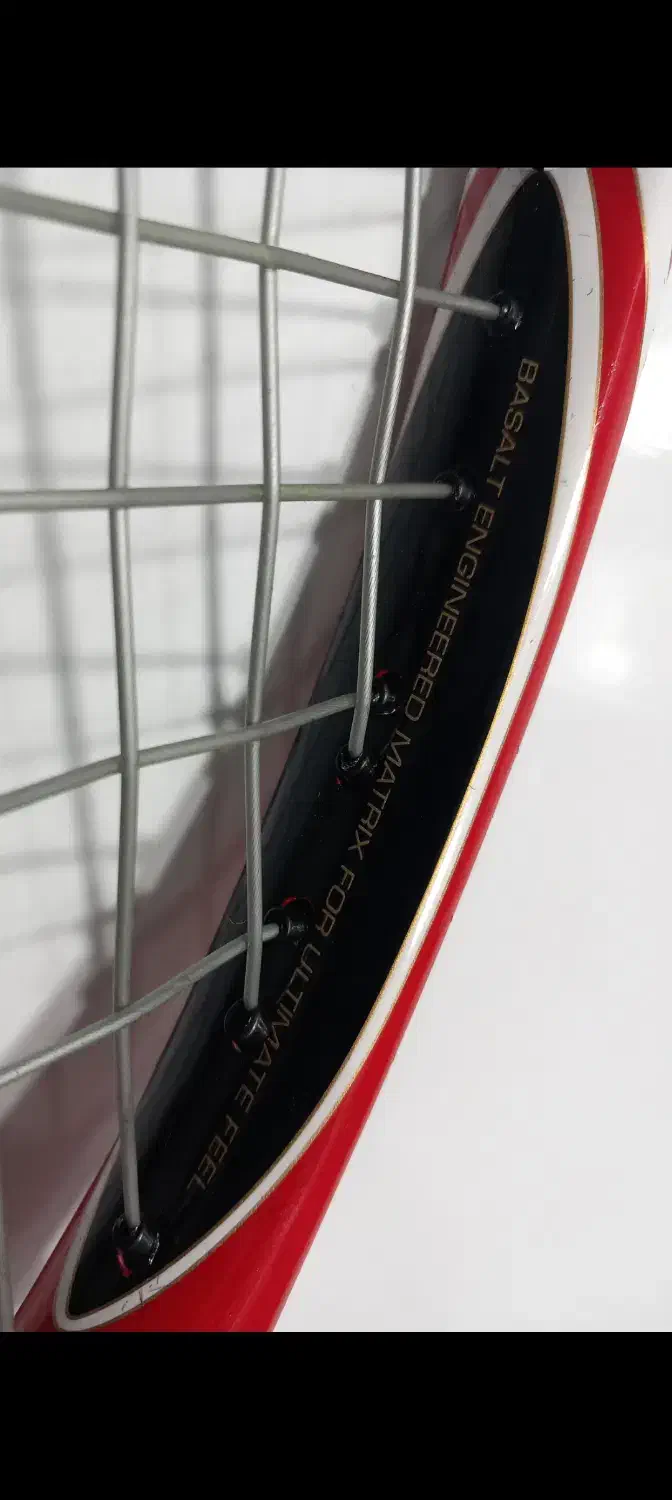 راکت تنیس ویلسون (Wilson BLX) همراه توپ اصل|ورزش‌های توپی|رشت, نامجو|دیوار