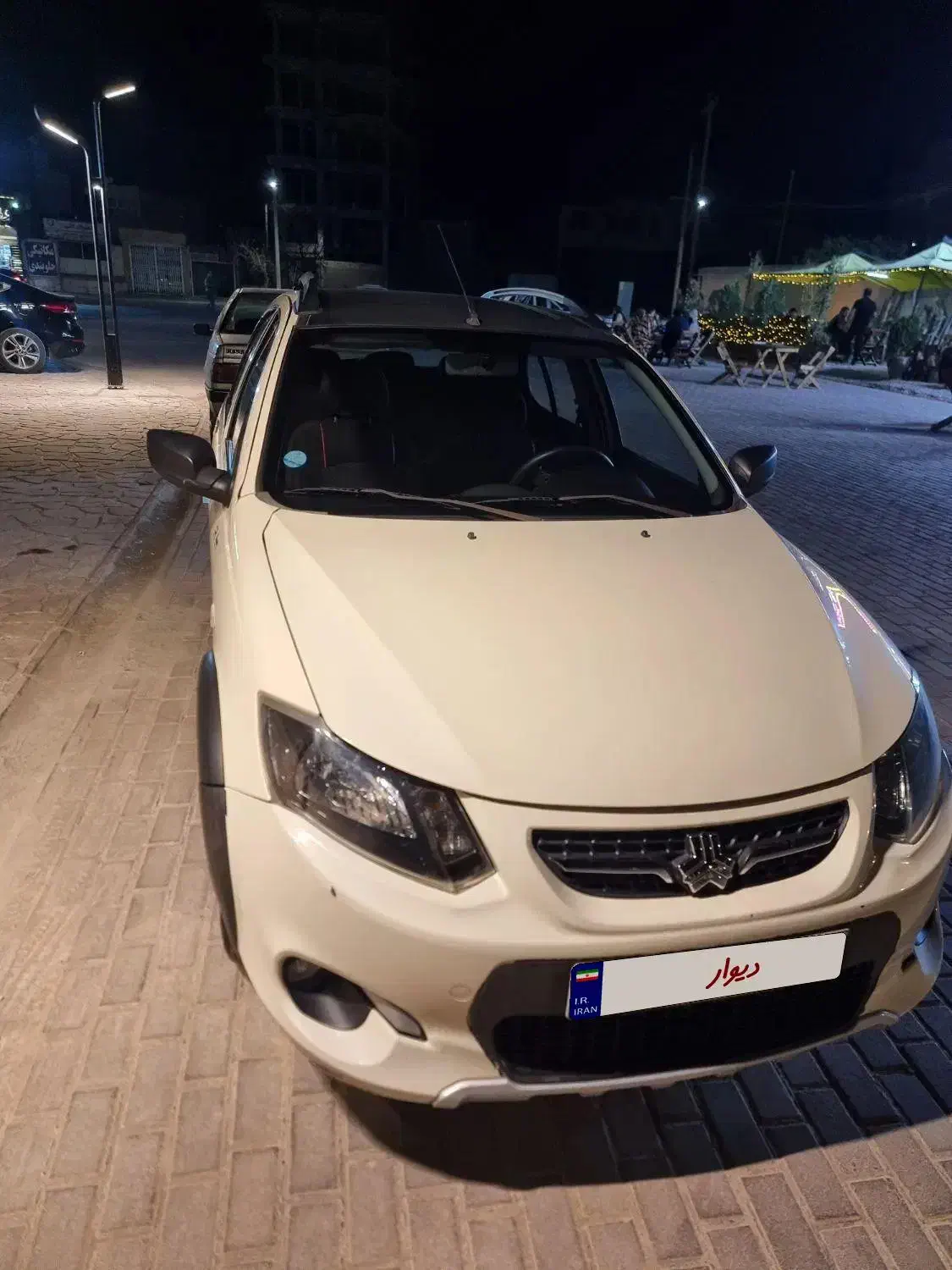 کوییک R کرم مشکی ۴۰۱|خودرو سواری و وانت|کاشان, قطب راوندی|دیوار