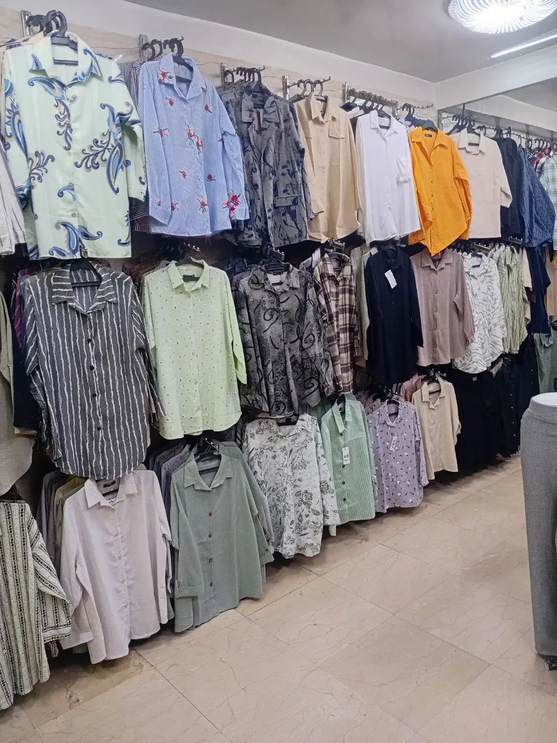 فروشنده نیمه ماهر|استخدام بازاریابی و فروش|تهران, عبدلآباد|دیوار