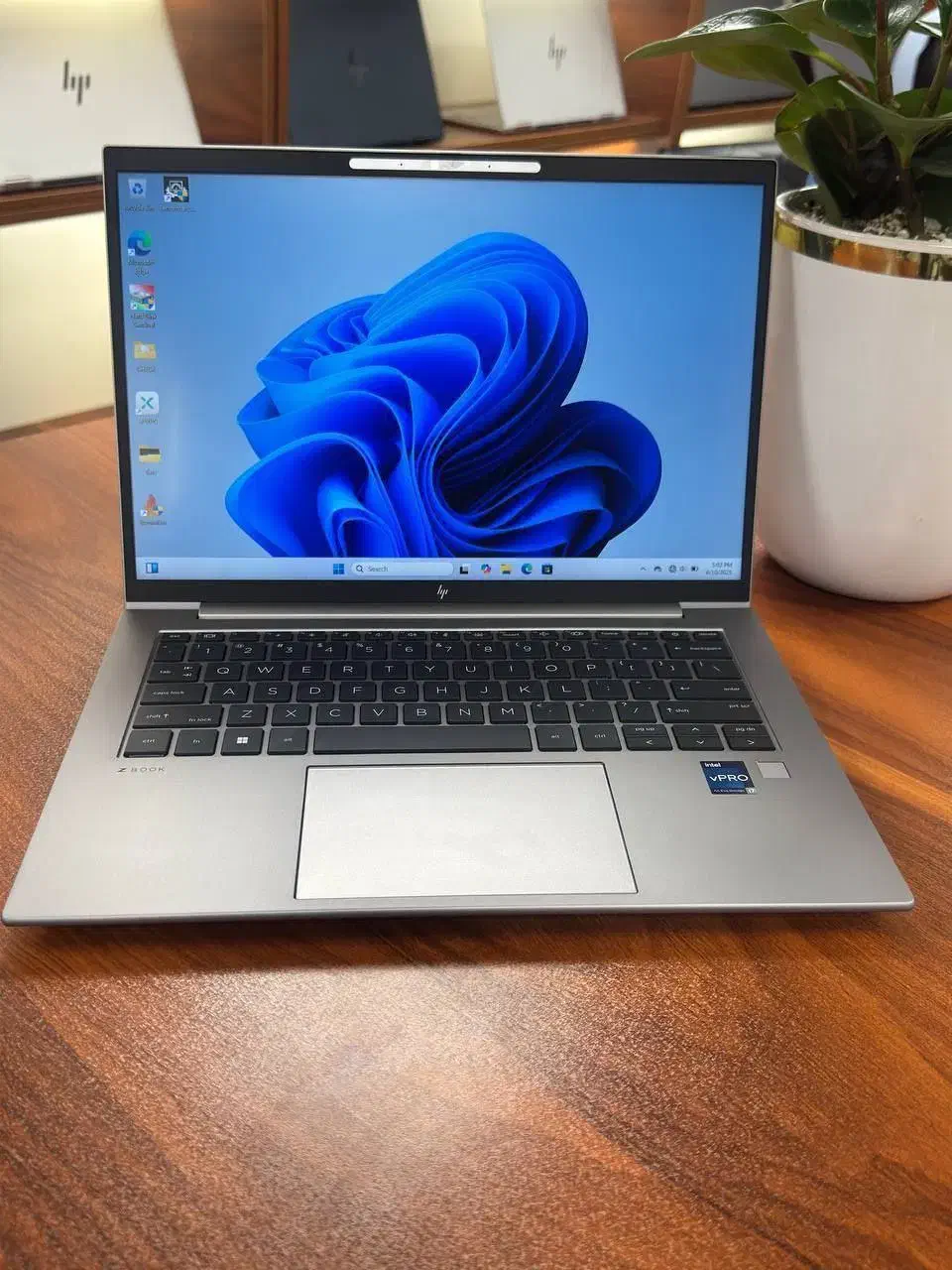 لپتاپ سبک 2024 پردازننده 2024 سری H Hp zbook|رایانه همراه|تهران, فلسطین (میدان انقلاب)|دیوار