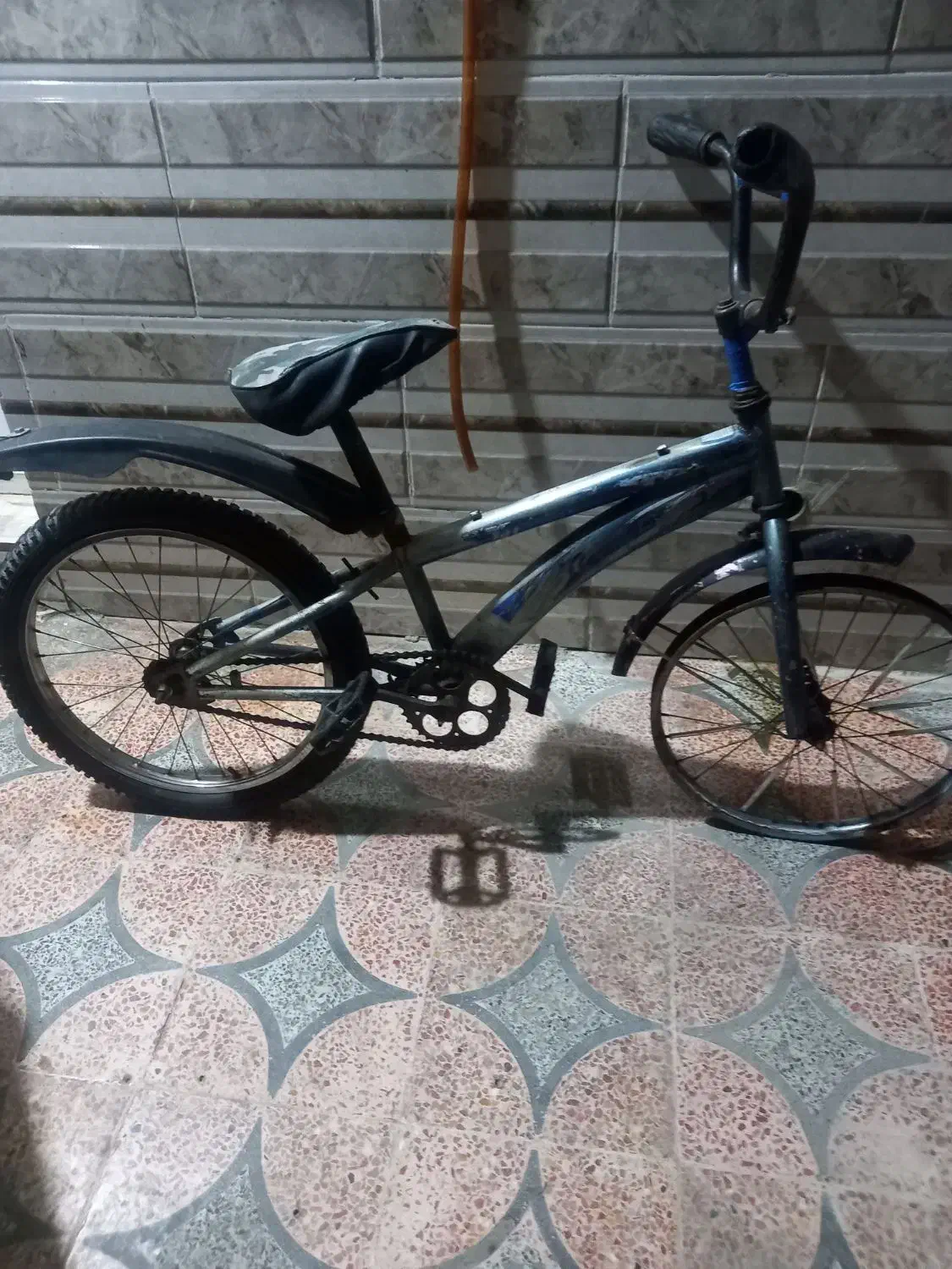 فقط نیاز به لاستیک داره|دوچرخه، اسکیت، اسکوتر|بندر ماهشهر, |دیوار