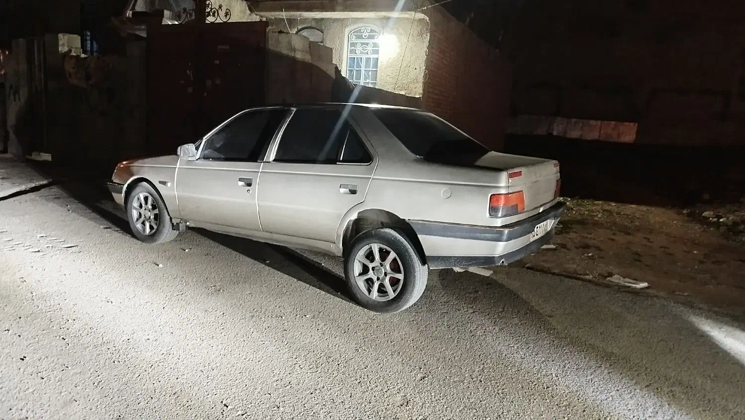 پژو 405 مدل 83|خودرو سواری و وانت|یاسوج, |دیوار