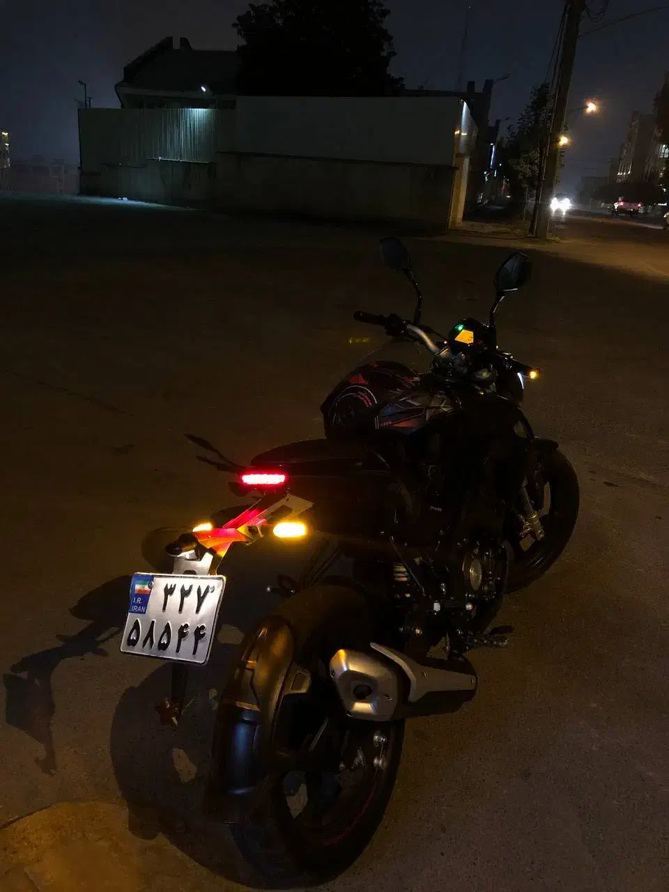 بنلی ۱۸۰s خشک مدل ۴۰۳|موتورسیکلت|گرگان, |دیوار