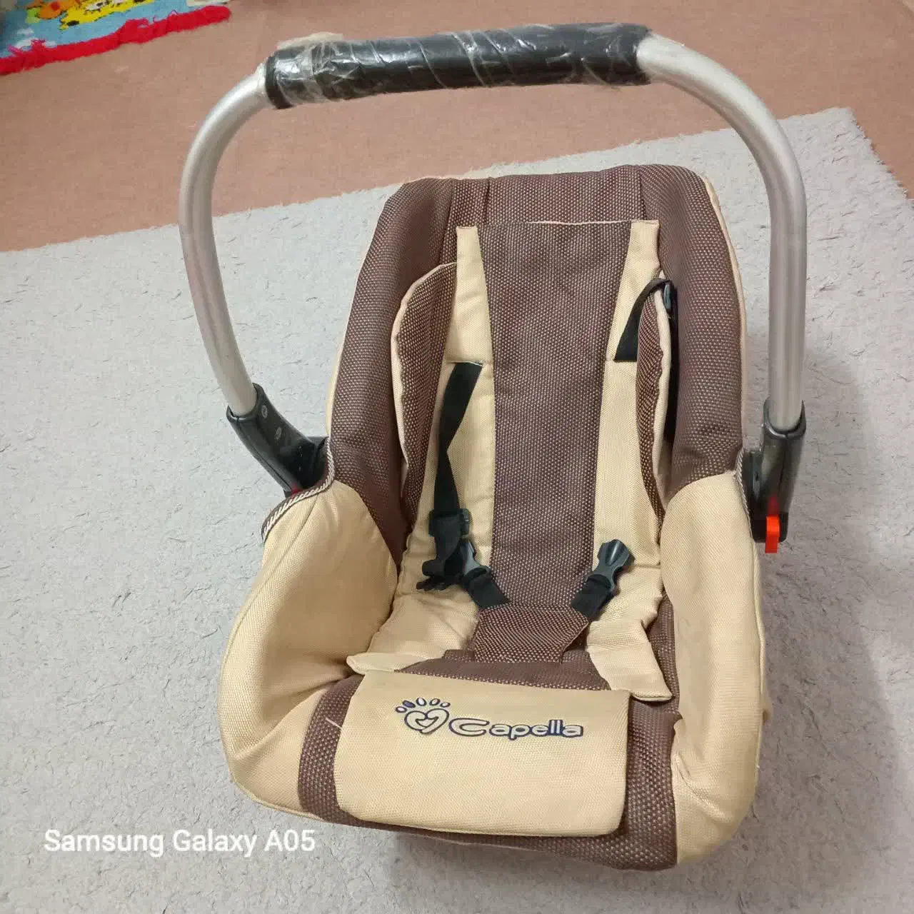 کریر نوزاد|کالسکه و لوازم جانبی|مشهد, حضرت حجت|دیوار