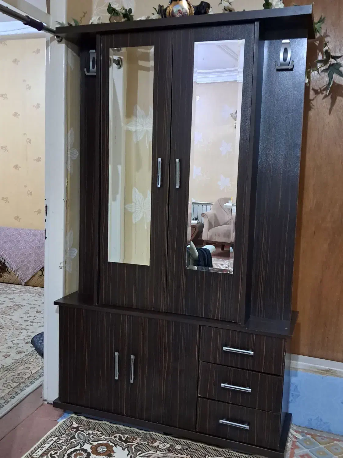 کمد و جاکفشی|جاکفشی، کمد، دراور|ماهدشت, |دیوار