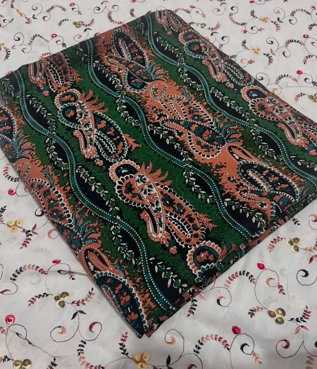 پارچه های وارداتی نخی|لباس|پیرانشهر, |دیوار