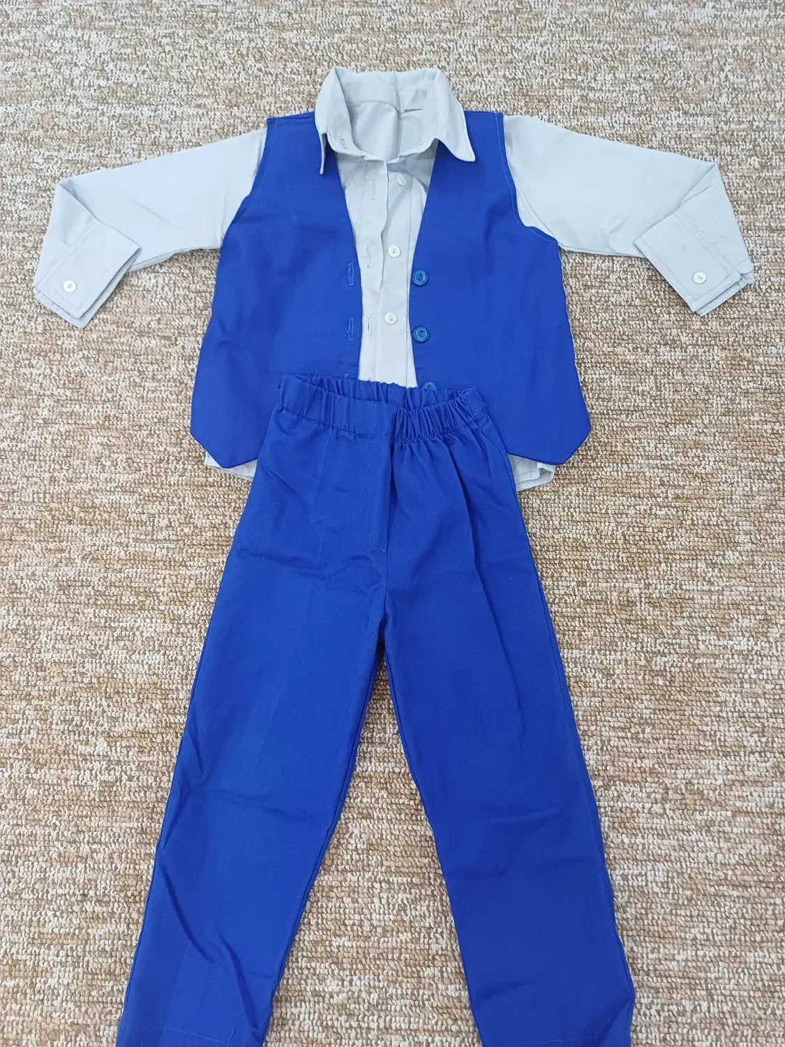 فرم مهدکودک|کفش و لباس بچه|بندر گناوه, |دیوار